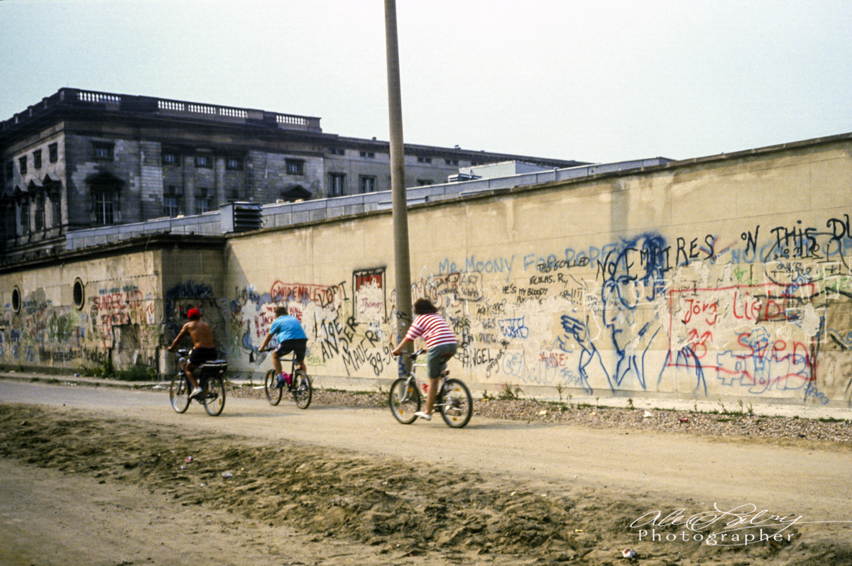1990_berlin_wall4 Alex Labry Photographer